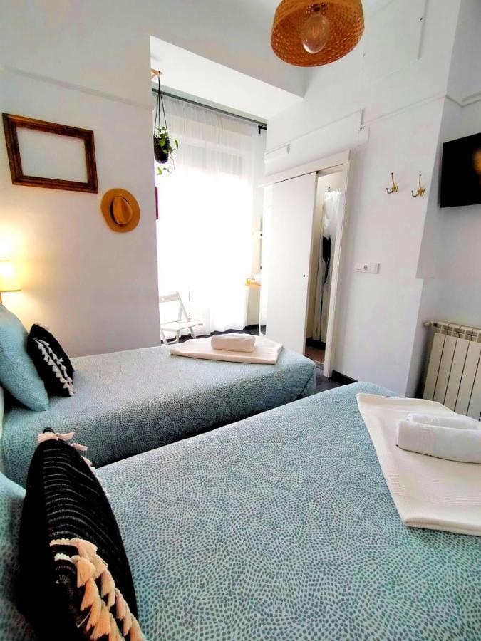 סנטיאגו דה קומפוסטלה Hostal Mafer מראה חיצוני תמונה