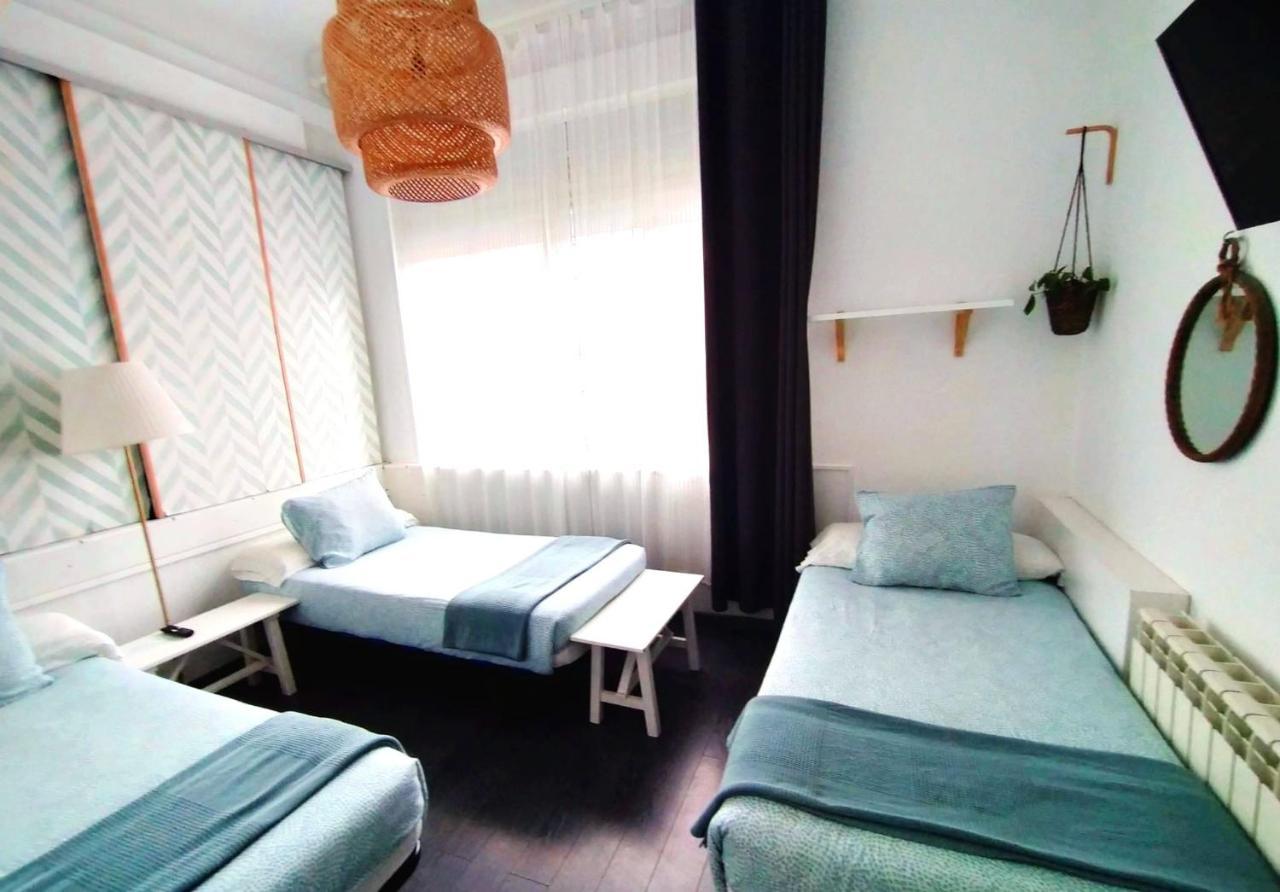 סנטיאגו דה קומפוסטלה Hostal Mafer מראה חיצוני תמונה